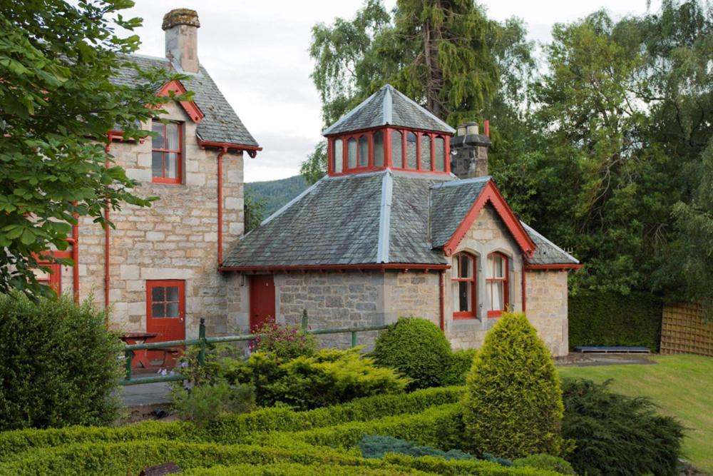 Pitlochry Dundarach Hotel Exterior foto